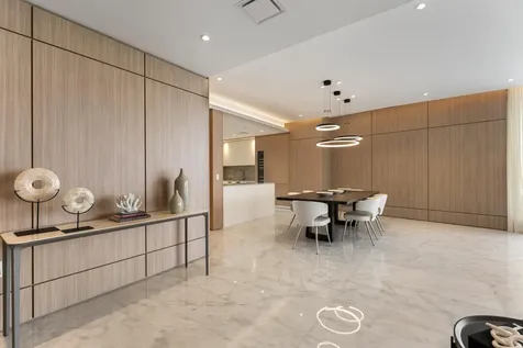 15701 Collins Avenue Sunny Isles Beach FL 33160