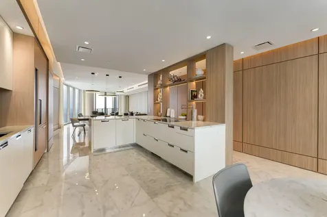 15701 Collins Avenue Sunny Isles Beach FL 33160