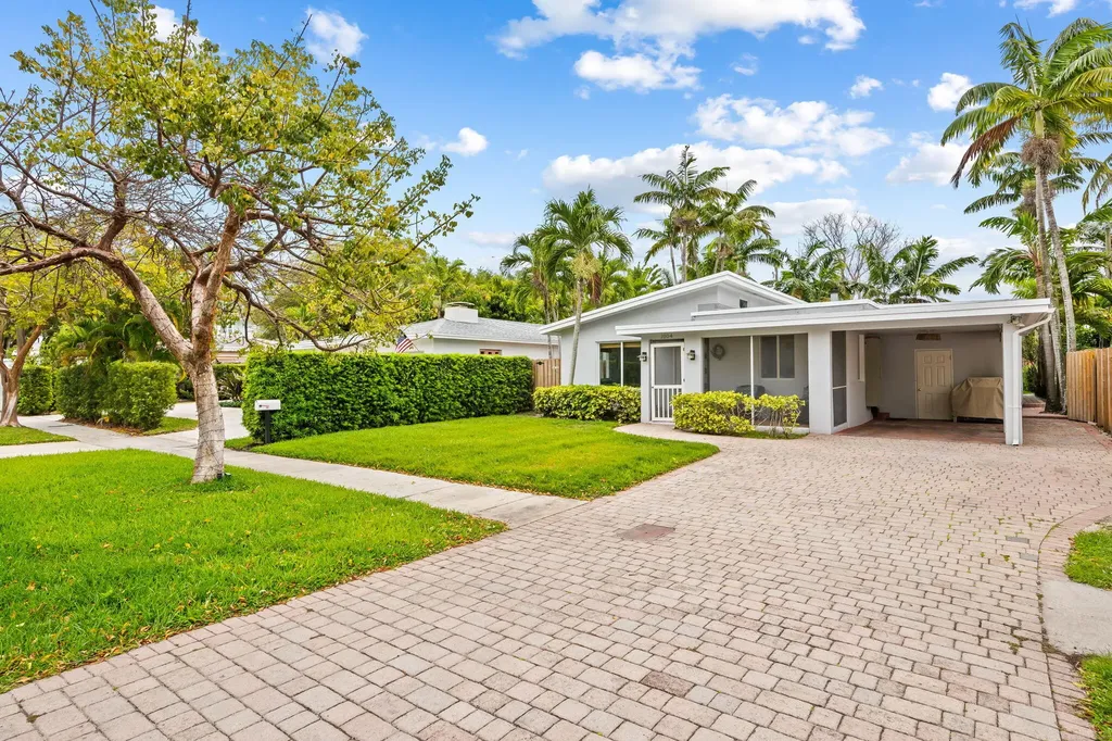 1004 SE 11th Street Fort Lauderdale FL 33316