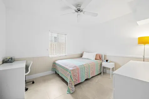1004 SE 11th Street Fort Lauderdale FL 33316