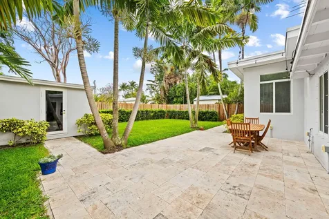 1004 SE 11th Street Fort Lauderdale FL 33316