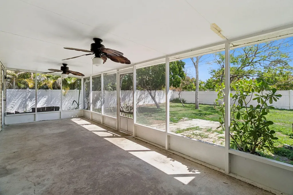 3349 SW Frankford Street Port St Lucie FL 34953
