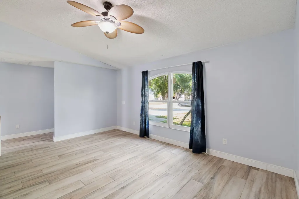 3349 SW Frankford Street Port St Lucie FL 34953