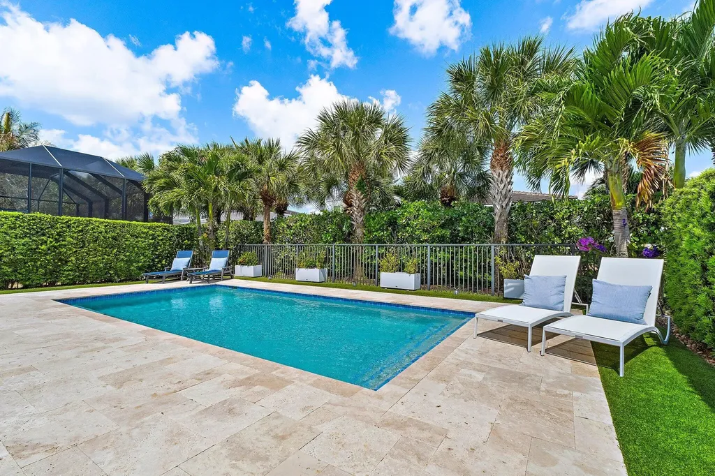 5611 Delacroix Terrace Palm Beach Gardens FL 33418