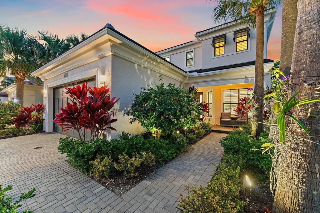 5611 Delacroix Terrace Palm Beach Gardens FL 33418