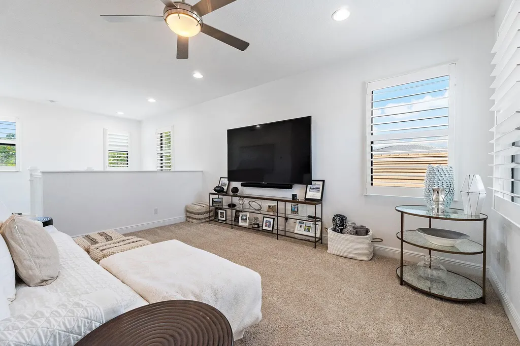 5611 Delacroix Terrace Palm Beach Gardens FL 33418