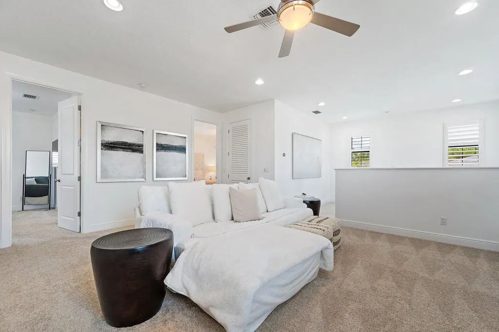 5611 Delacroix Terrace Palm Beach Gardens FL 33418