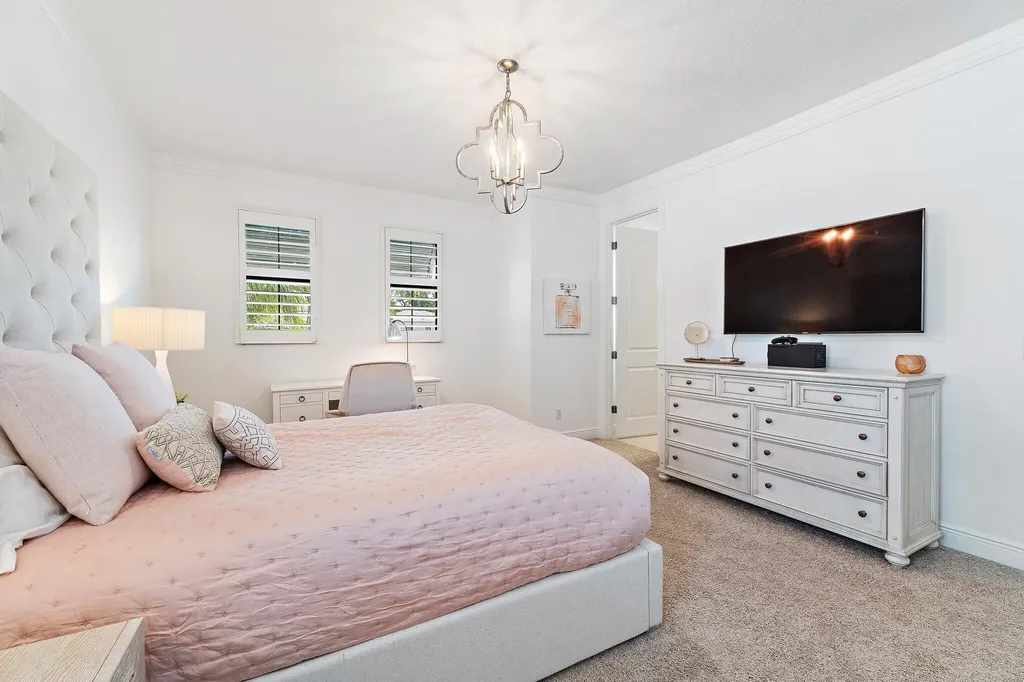 5611 Delacroix Terrace Palm Beach Gardens FL 33418