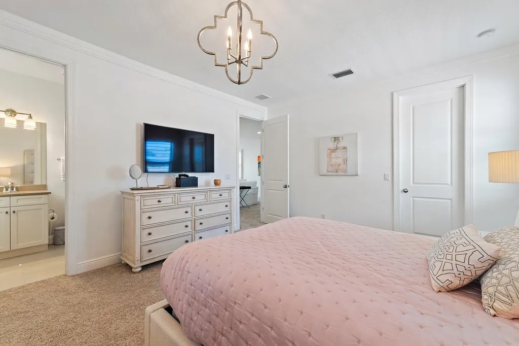 5611 Delacroix Terrace Palm Beach Gardens FL 33418