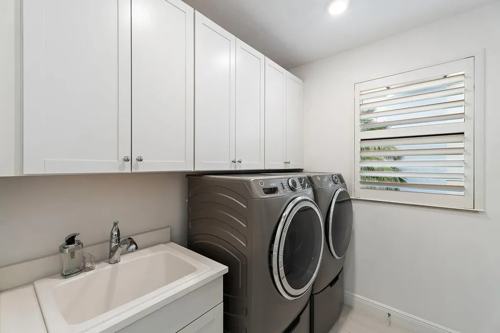 5611 Delacroix Terrace Palm Beach Gardens FL 33418