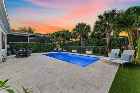 5611 Delacroix Terrace Palm Beach Gardens FL 33418