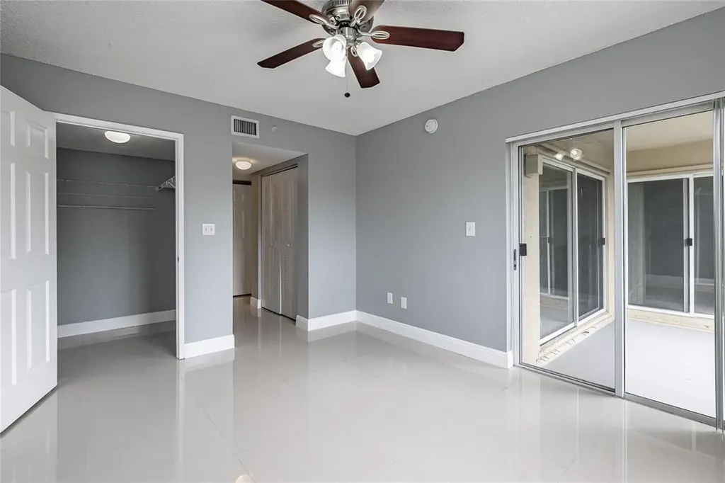 2600 S University Drive Davie FL 33328