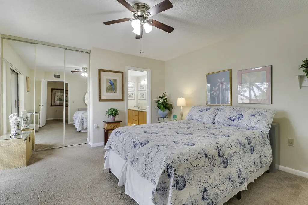 6645 66th Way West Palm Beach FL 33409