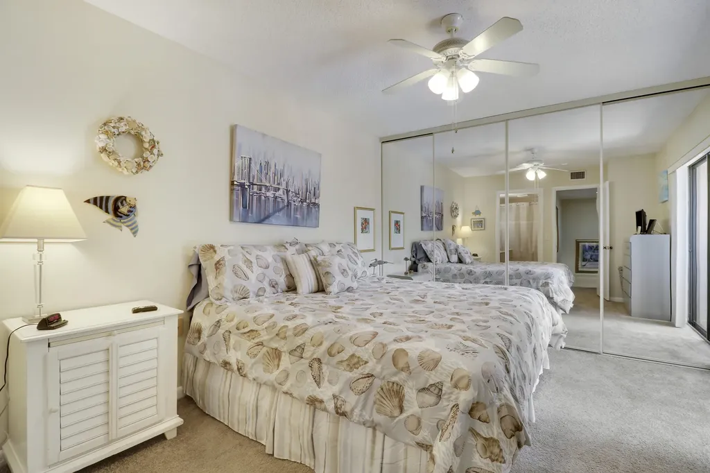 6645 66th Way West Palm Beach FL 33409