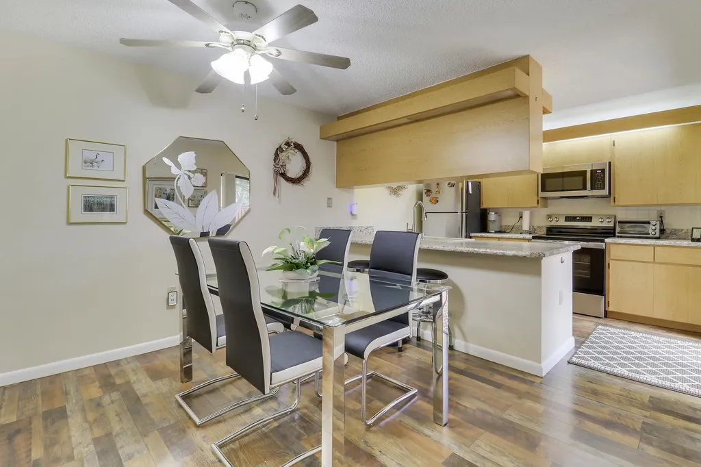 6645 66th Way West Palm Beach FL 33409