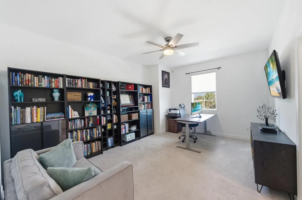 1096 Sterling Pine Place Loxahatchee FL 33470