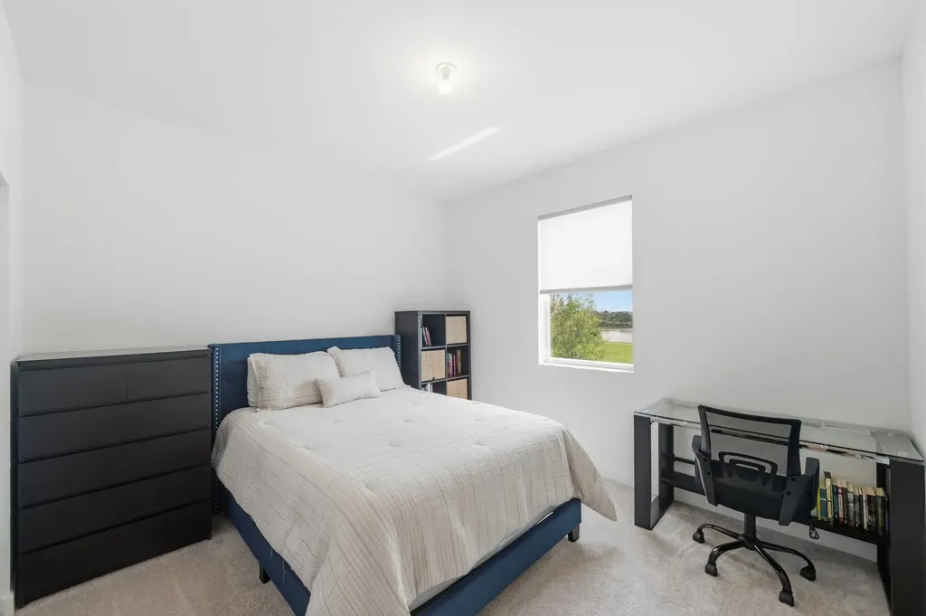 1096 Sterling Pine Place Loxahatchee FL 33470