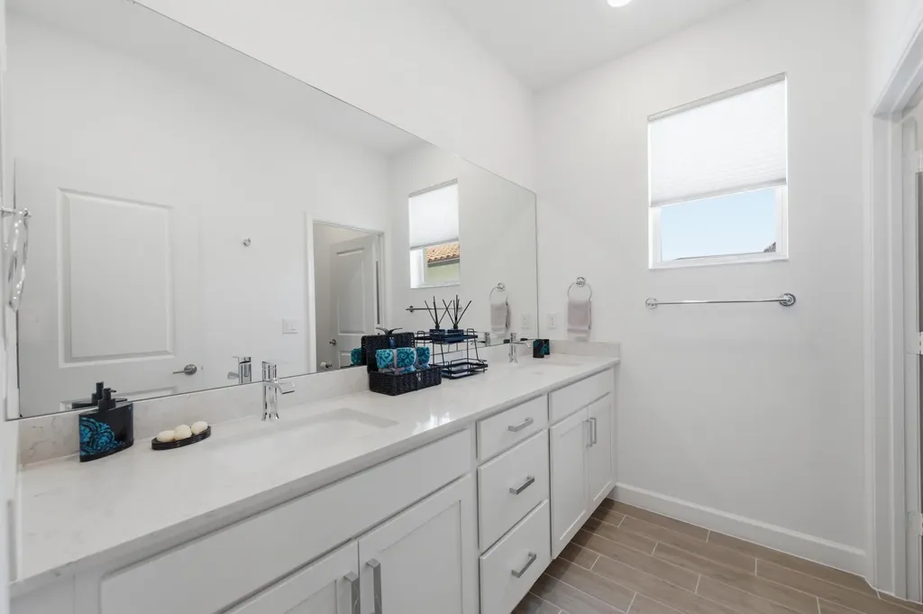 1096 Sterling Pine Place Loxahatchee FL 33470