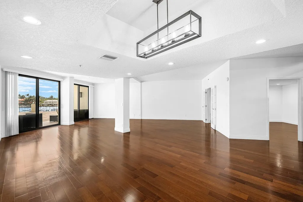 1035 S Federal Highway Delray Beach FL 33483