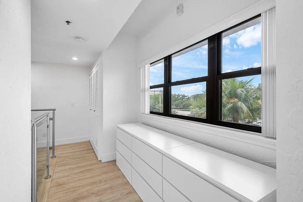 1035 S Federal Highway Delray Beach FL 33483