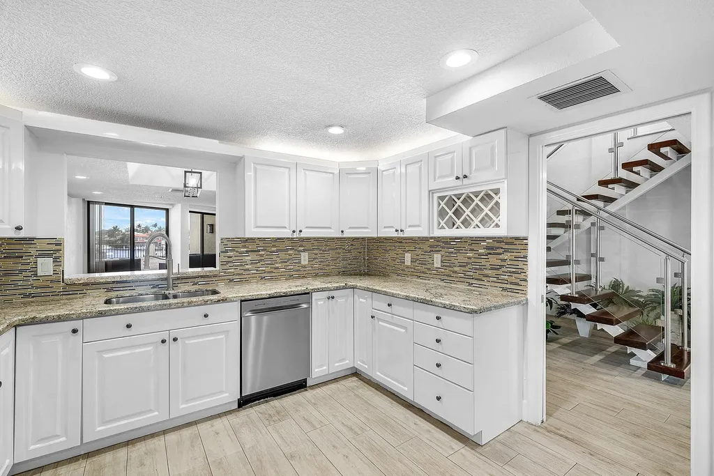 1035 S Federal Highway Delray Beach FL 33483