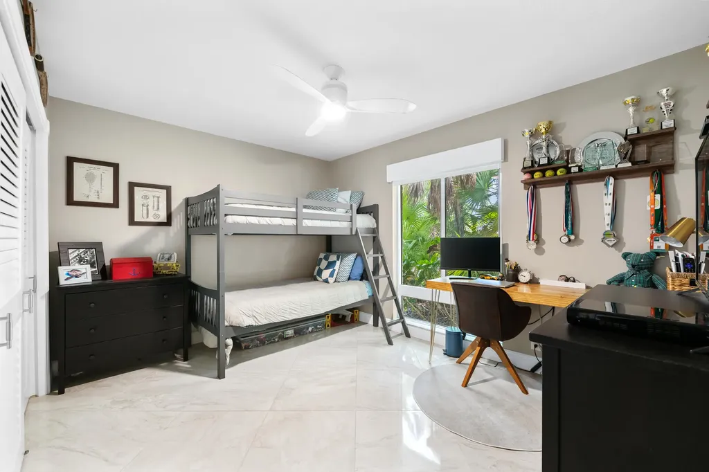 21521 E Hollandaire Drive Drive E Boca Raton FL 33433
