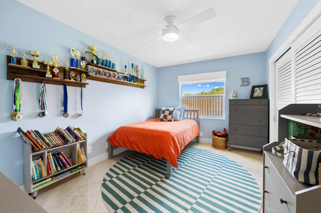 21521 E Hollandaire Drive Drive E Boca Raton FL 33433