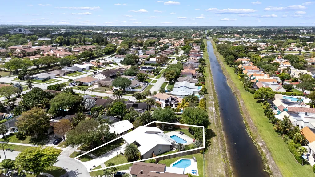 21521 E Hollandaire Drive Drive E Boca Raton FL 33433