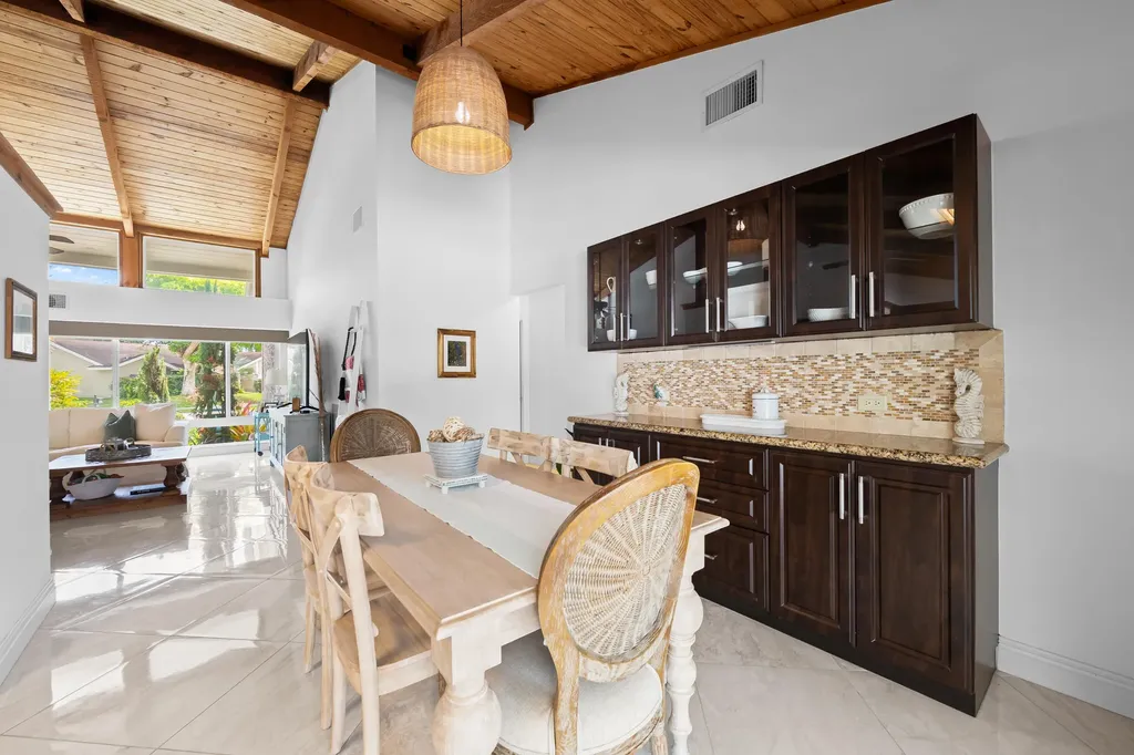 21521 E Hollandaire Drive Drive E Boca Raton FL 33433