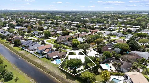 21521 E Hollandaire Drive Drive E Boca Raton FL 33433