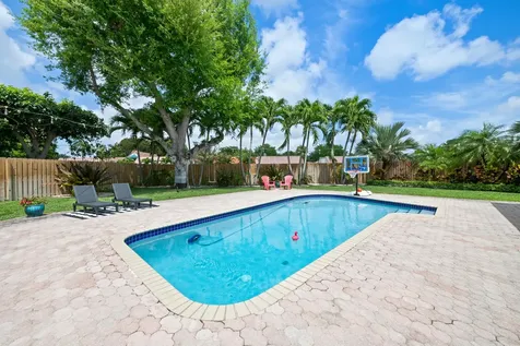 21521 E Hollandaire Drive Drive E Boca Raton FL 33433