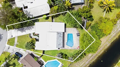 21521 E Hollandaire Drive Drive E Boca Raton FL 33433