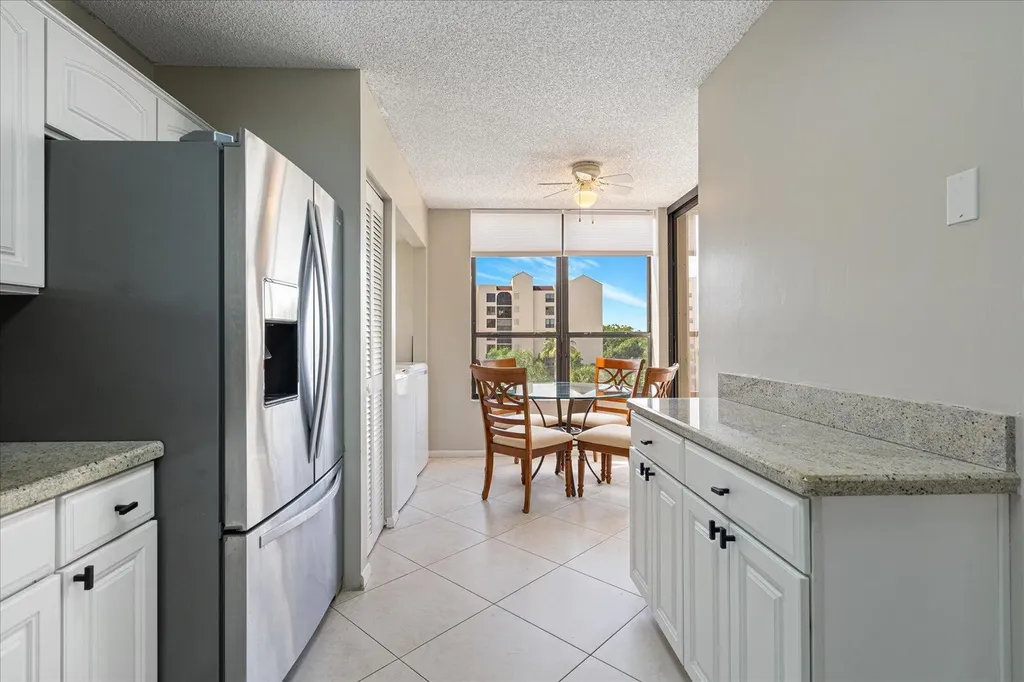 7564 Regency Lake Drive Boca Raton FL 33433