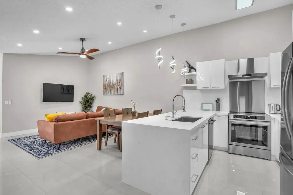 1329 Periwinkle Place Wellington FL 33414