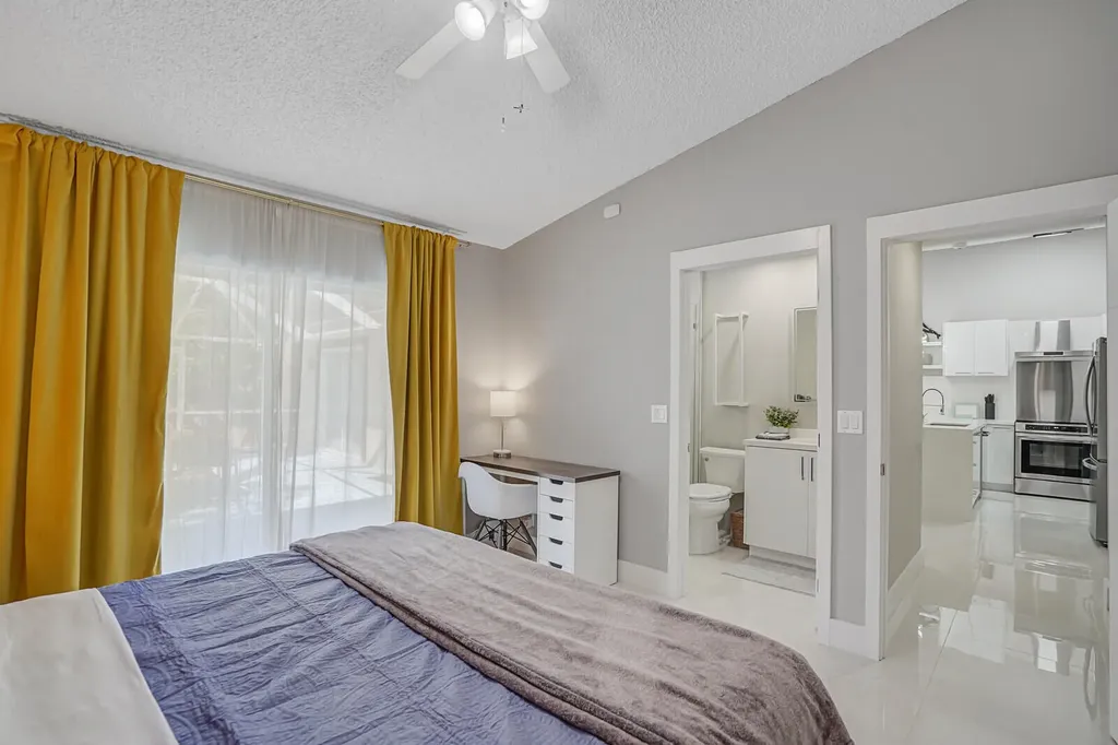 1329 Periwinkle Place Wellington FL 33414