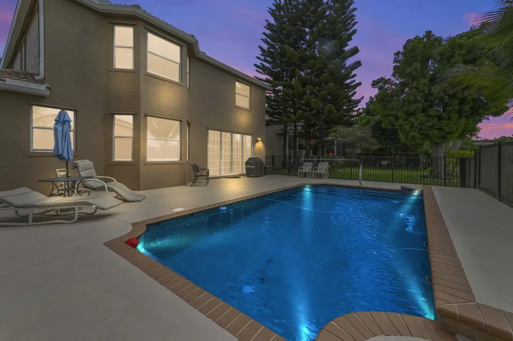 2731 Misty Oaks Circle Royal Palm Beach FL 33411