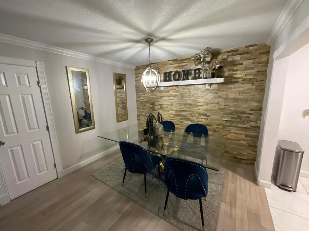 9965 Pineapple Tree Drive Boynton Beach FL 33436