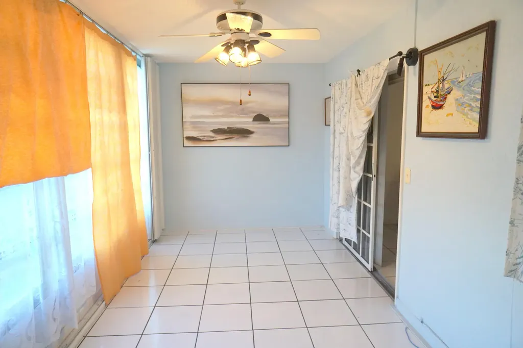 401 Southampton A West Palm Beach FL 33417