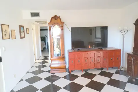 401 Southampton A West Palm Beach FL 33417