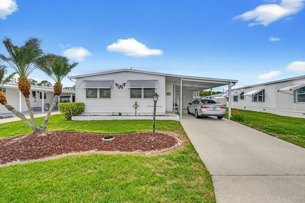 1520 St Thomas Avenue Sebring FL 33870
