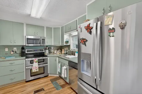 1520 St Thomas Avenue Sebring FL 33870