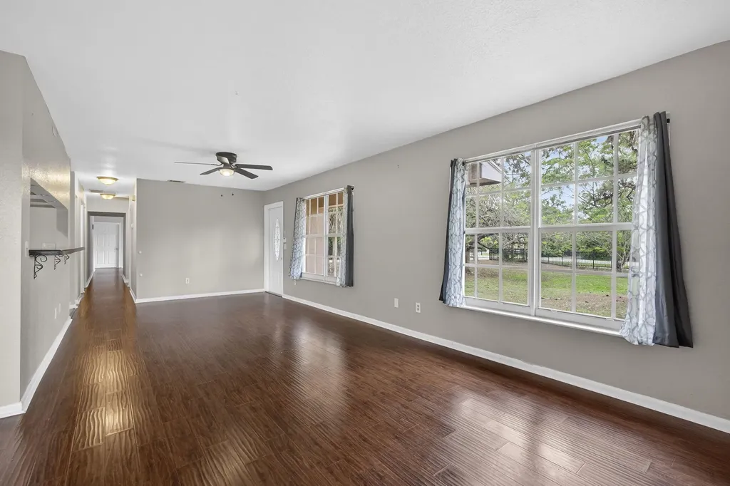 16932 Okeechobee Boulevard The Acreage FL 33470