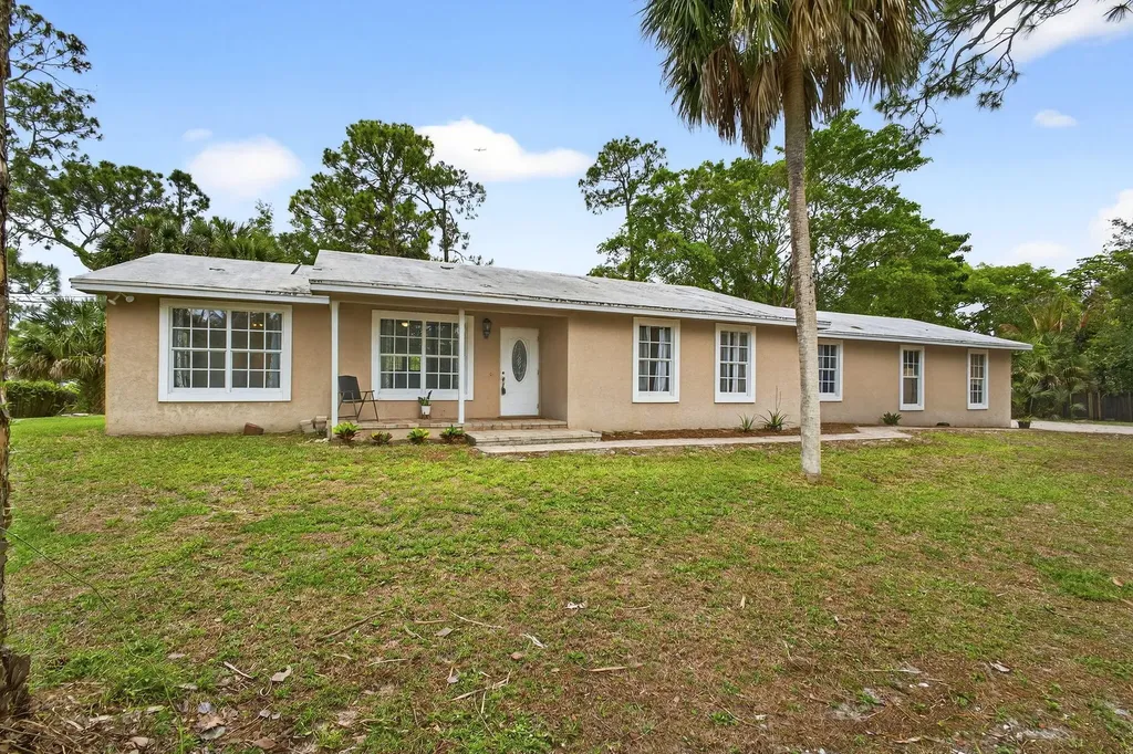 16932 Okeechobee Boulevard The Acreage FL 33470
