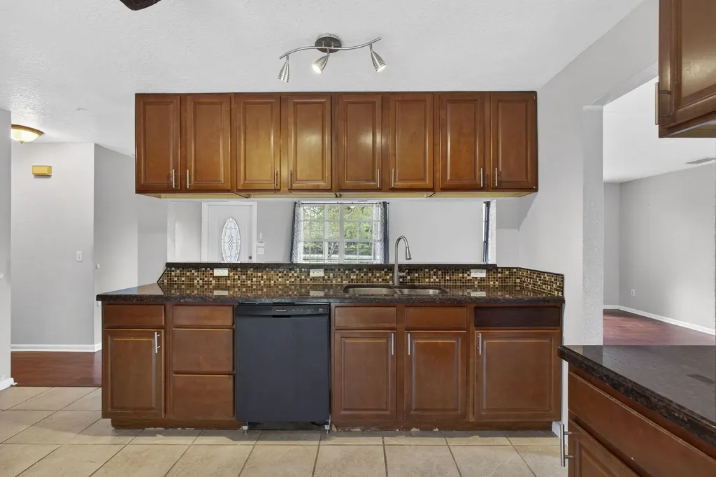 16932 Okeechobee Boulevard The Acreage FL 33470