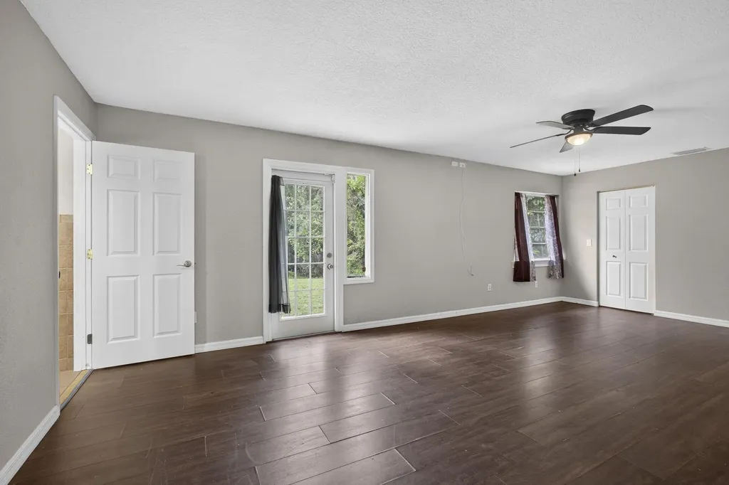 16932 Okeechobee Boulevard The Acreage FL 33470