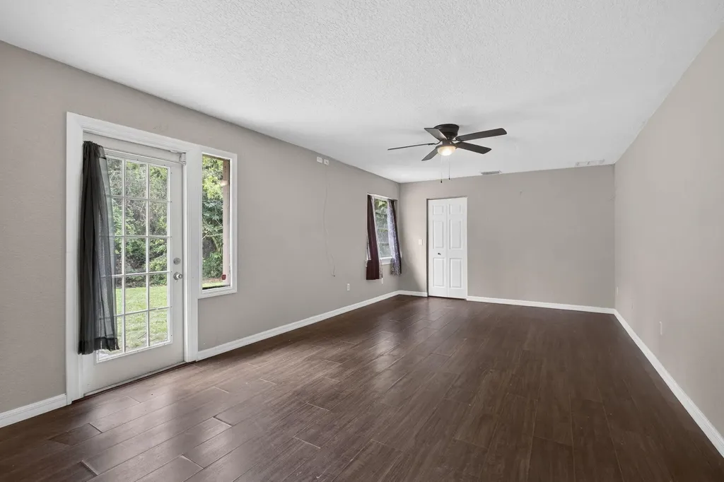 16932 Okeechobee Boulevard The Acreage FL 33470