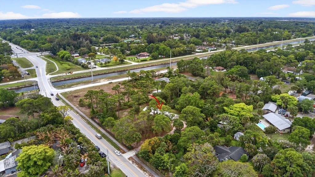 16932 Okeechobee Boulevard The Acreage FL 33470