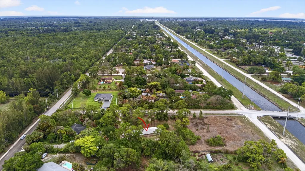 16932 Okeechobee Boulevard The Acreage FL 33470