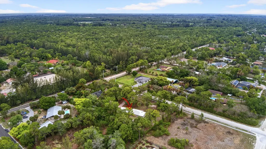 16932 Okeechobee Boulevard The Acreage FL 33470