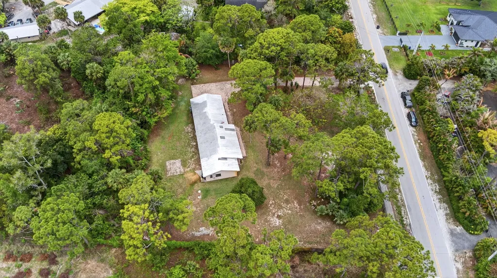 16932 Okeechobee Boulevard The Acreage FL 33470
